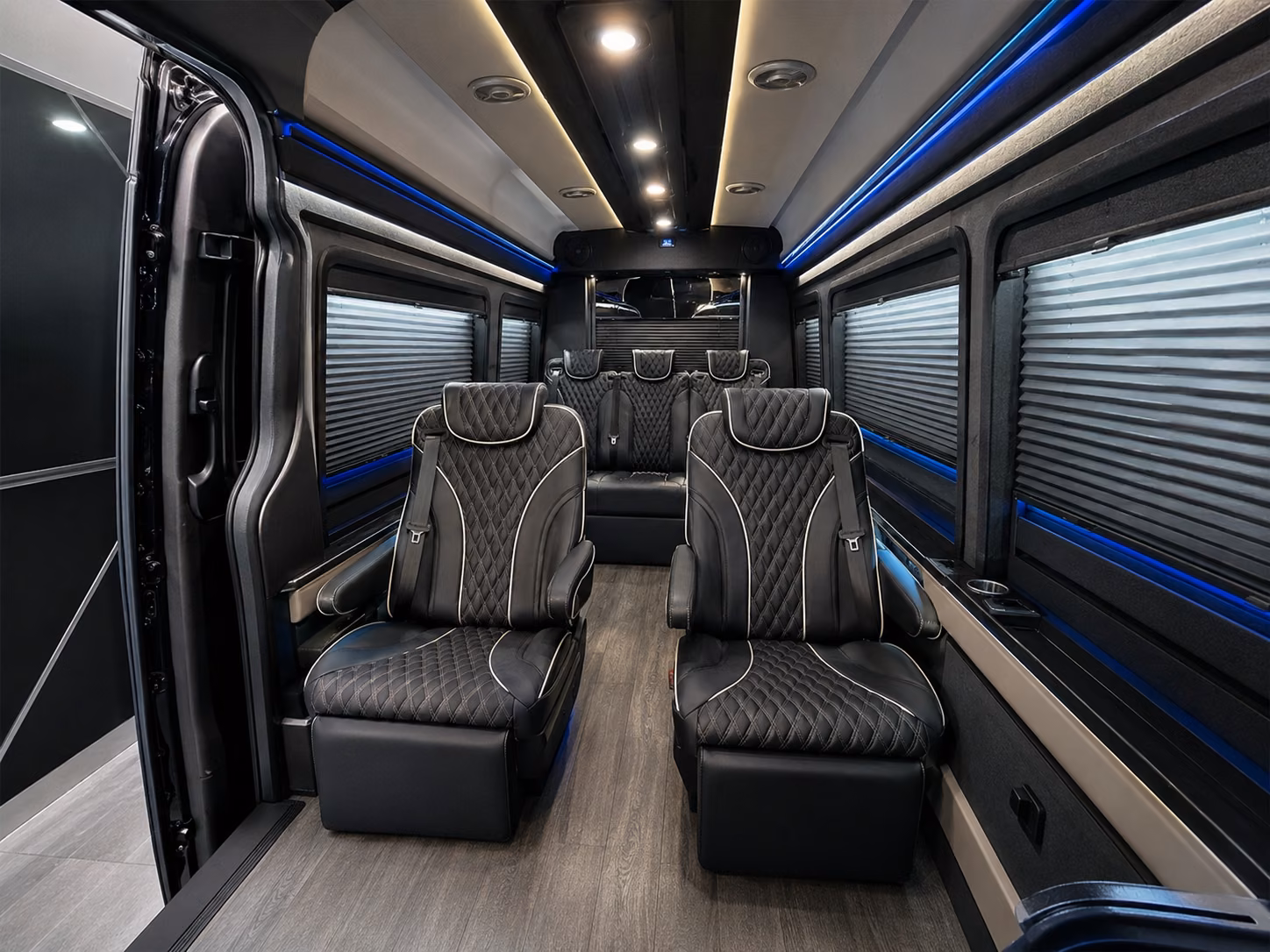 chesapeakecoachbuscompany com helps you reach newport news and richmond airports too