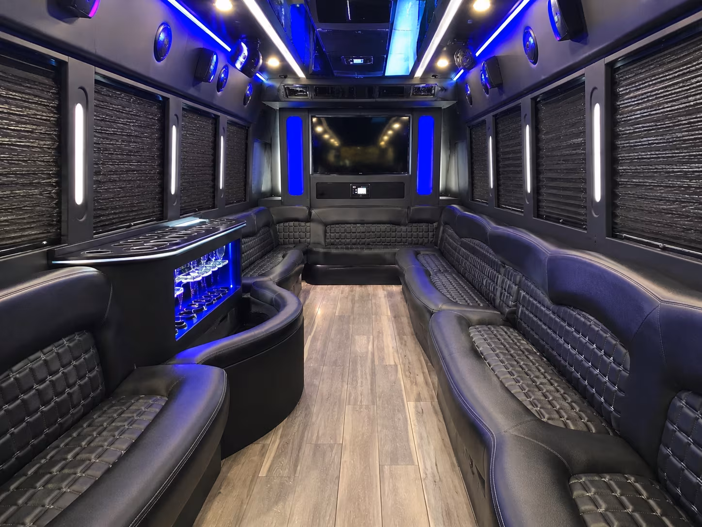 party bus transportation for chesapeake area proms