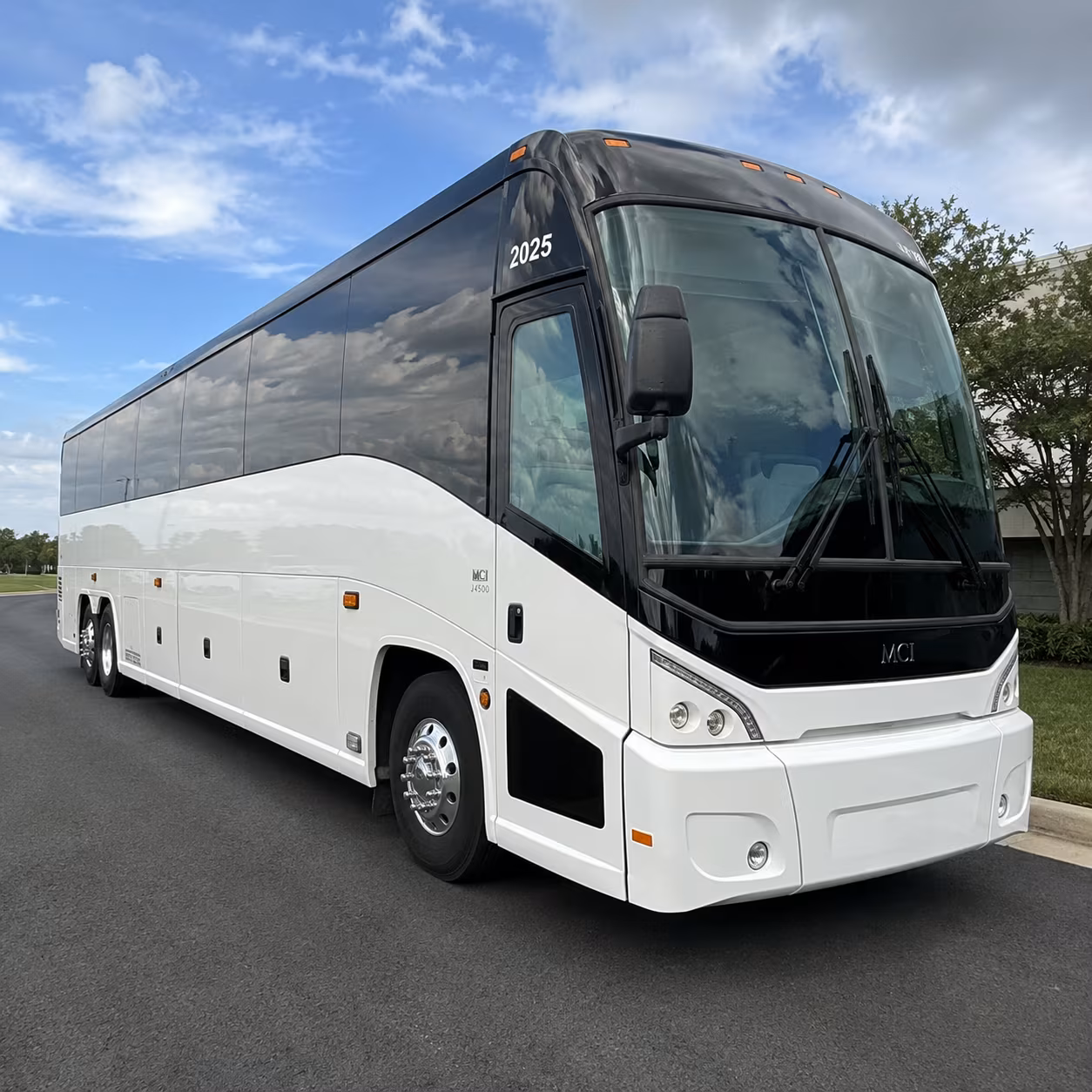 we help you compare buses for every hampton roads concert venue